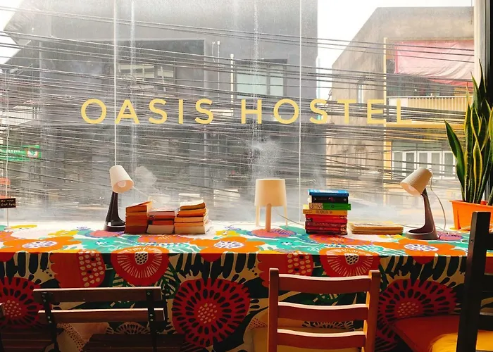 Oasis Cafe And Nap * 방콕